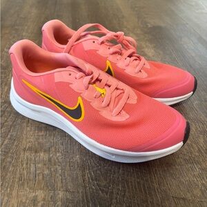 Nike Star Runner 3 Pink Shoes Size 4 Kids
